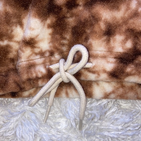 Storets Brown + Cream Tie Dye Crop Top Sweater - Picture 4 of 6